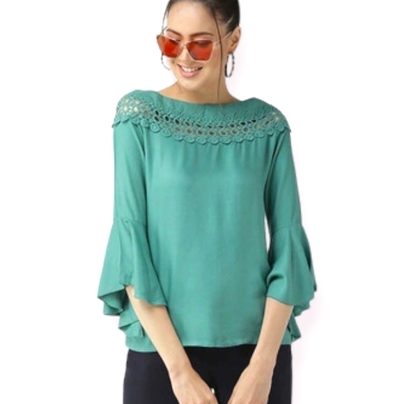 Teal Crochet Eyelet Lace Bell Flare Sleeve A Line Blouse Size Small - Picture 1 of 10
